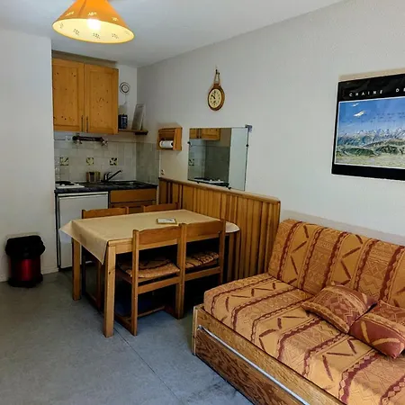 Appartement Pour 3 Pers, Au Pied Des Pistes, Balcon - Fr-1-557-58